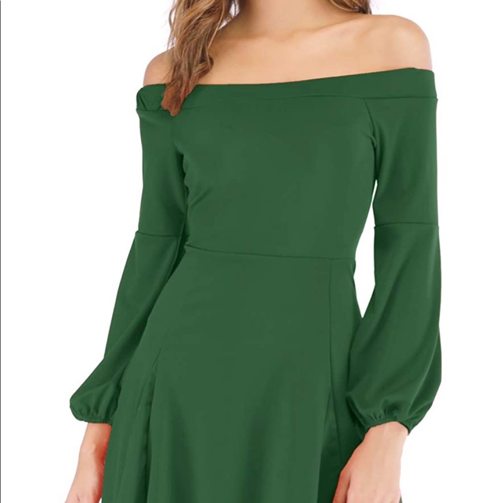 NEVER WORN *RED* SMALL OFF SHOULDER MINI DRESS